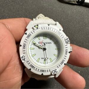 Sector Men's Quartz Expander 90 White Watch WR 100M 3251197045 Working